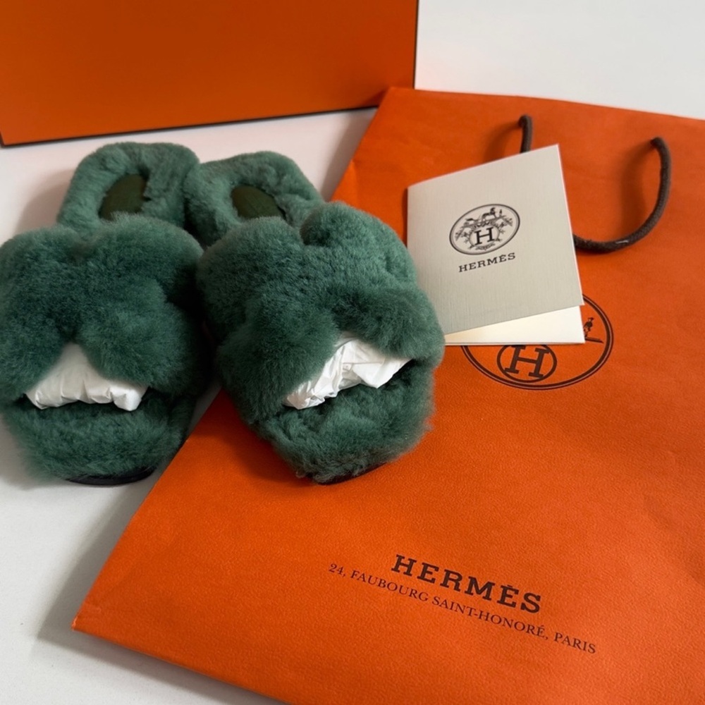 Hermès Oran Green Sandals
